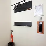Easyhotel Centre Hotel 2*