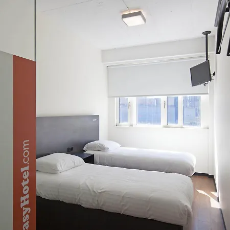 Easyhotel Centre Hotel Haia