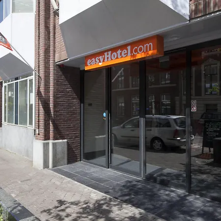 Easyhotel Centre Hotel