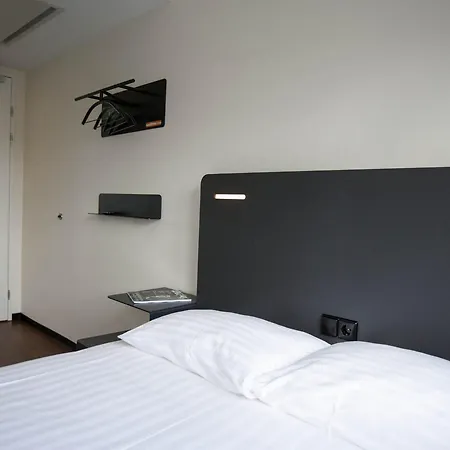 호텔 Easyhotel Centre 헤이그