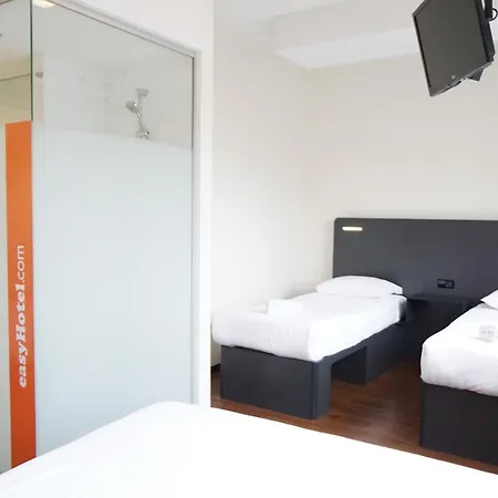 Easyhotel Centre Hotel La Haya