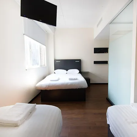 Easyhotel Centre 호텔 2*