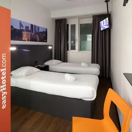 호텔 Easyhotel Centre