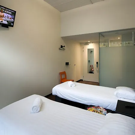 Easyhotel Centre