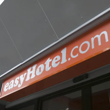 Easyhotel Centre 2* L'Aia