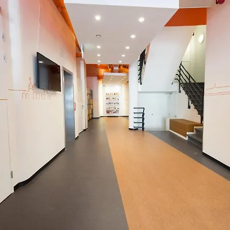Easyhotel Centre Hotel