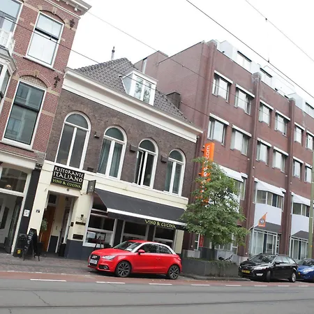 Easyhotel Centre Hotel