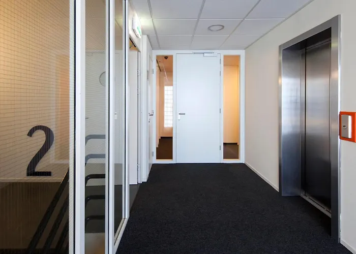 Hotel Easyhotel Centre 2*