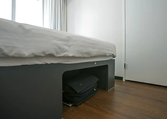 Easyhotel Centre Szálloda