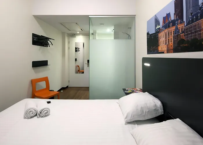 Easyhotel Centre Hotel Haga