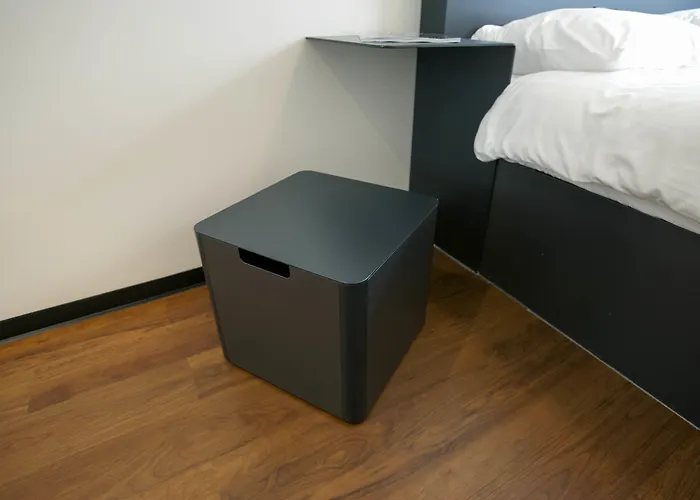 Easyhotel Centre Hotel