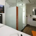Easyhotel Centre Hotel 2*