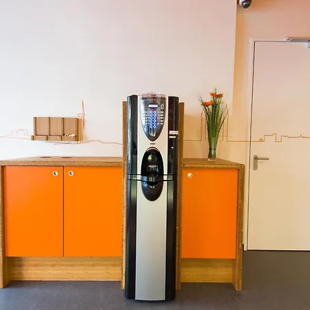 Easyhotel Centre Hotel 2*