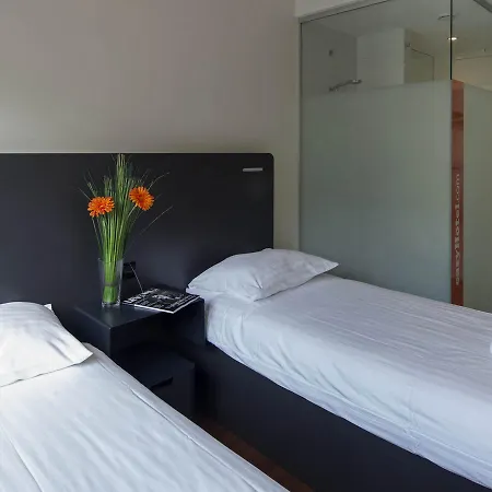 Hotel Easyhotel Centre