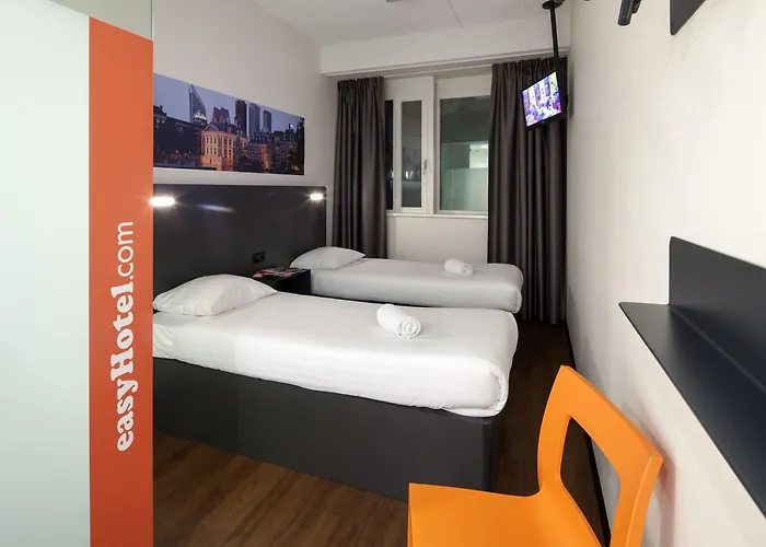 Hotel Easyhotel Centre